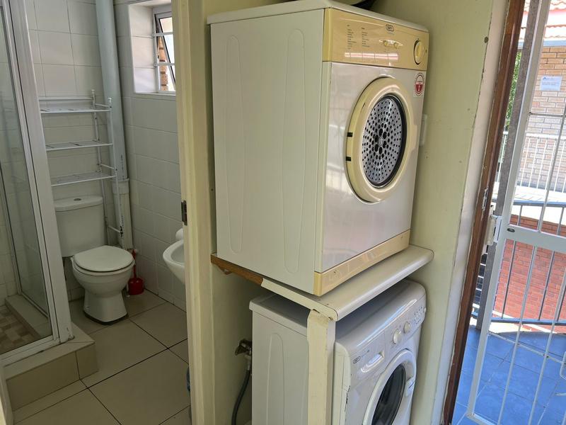 2 Bedroom Property for Sale in Grahamstown Eastern Cape